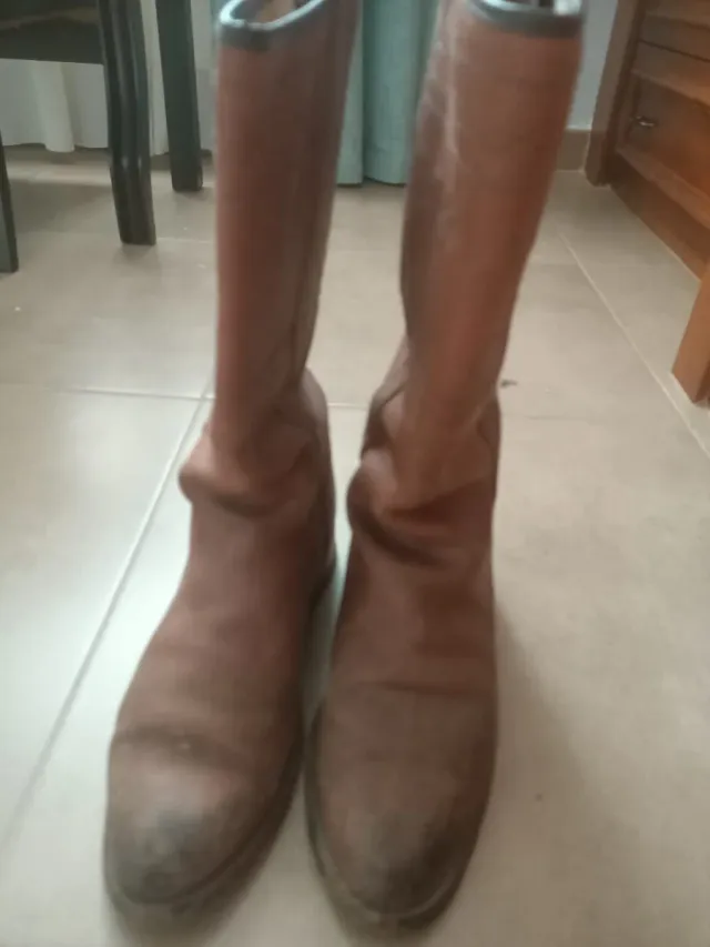 Botas de cuero marrones