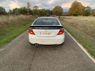 Mercedes-Benz Clase C 2001