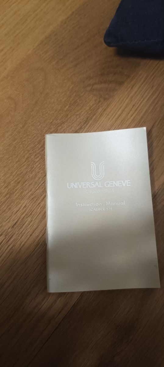 Reloj Universal Geneve Compax