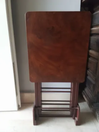 Tavolini pieghevoli e allungabili in legno