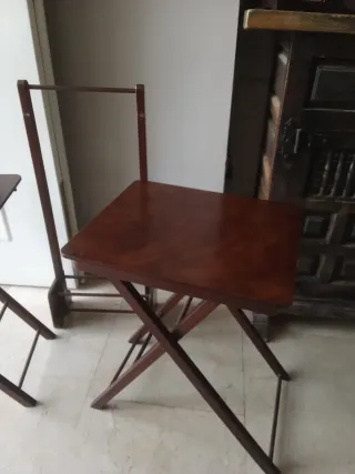 Tavolini pieghevoli e allungabili in legno