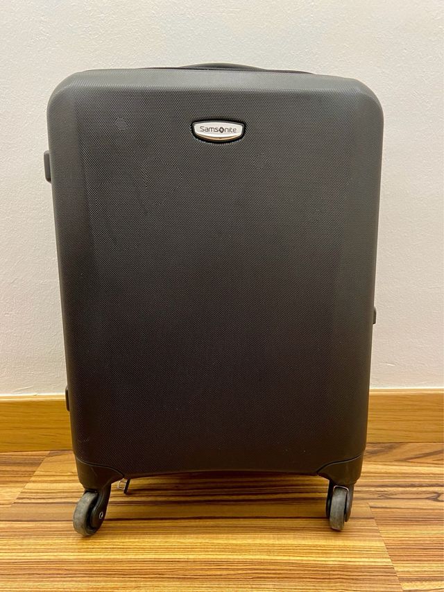 Maleta de cabina Samsonite en perfecto estado