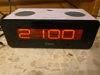 Radio Despertador Oregon Scientific