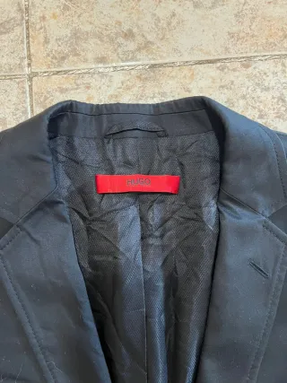 Americana Hugo Boss Negra