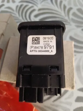 Puerto USB Tarjeta SD Opel 84789791