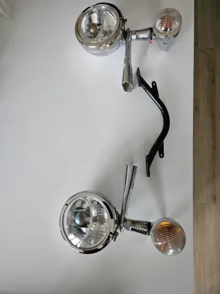 Focos auxiliares Yamaha XV1900