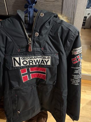 Cazadora Geographical Norway Negra talla 14