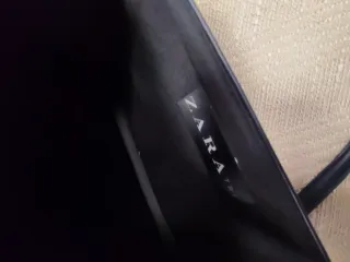 Borsetta donna nera con patch