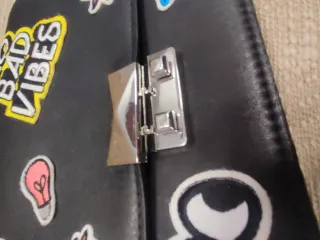 Borsetta donna nera con patch