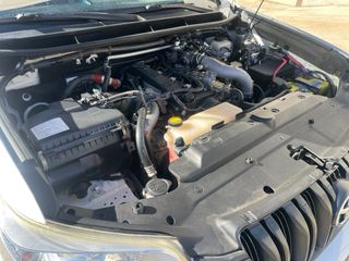 Toyota Land Cruiser 150 2010