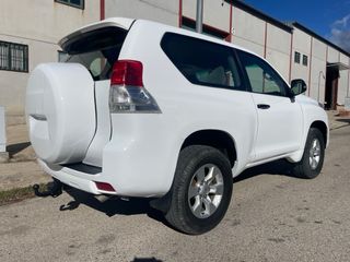 Toyota Land Cruiser 150 2010