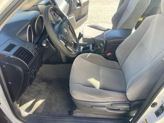 Toyota Land Cruiser 150 2010