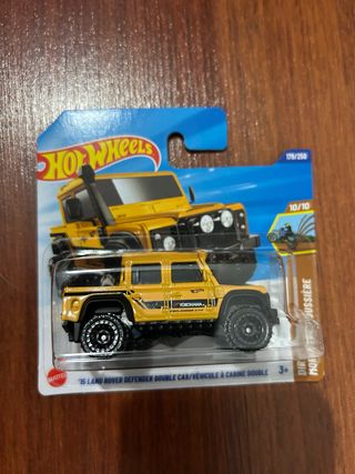 Hot Wheels '15 Land Rover Defender Doble Cab