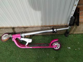 Patinete plegable rosa