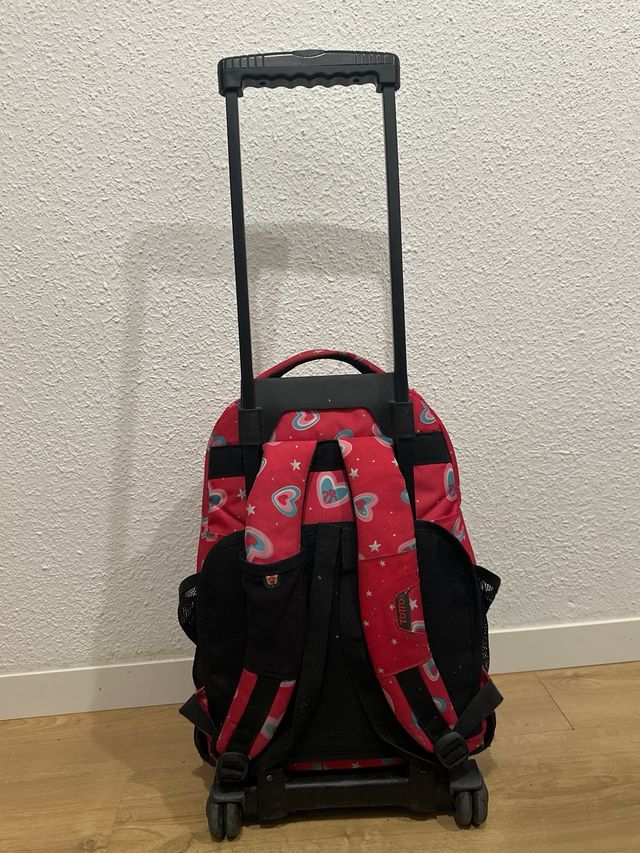 Mochila Totto con ruedas y estampado