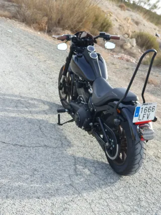 Harley-Davidson Negra