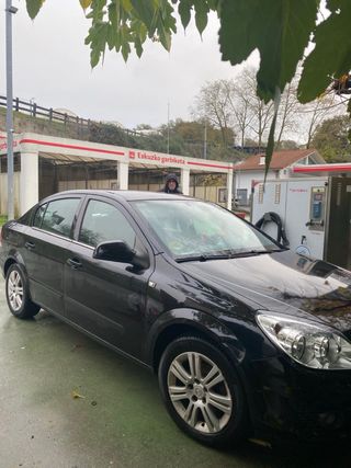 Opel Astra 2010