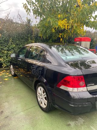 Opel Astra 2010