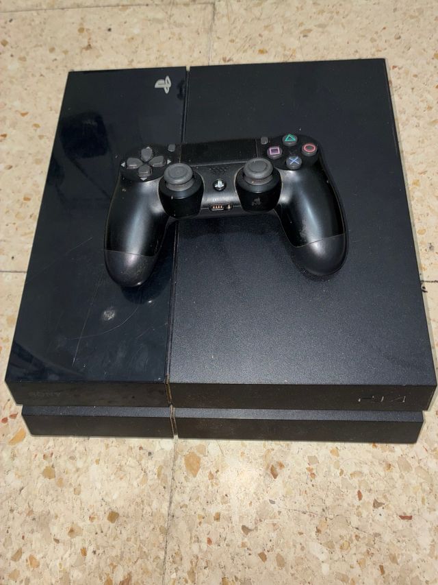 PS4 (PlayStation 4) Negra