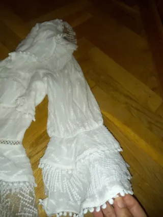 Blusa Fetiche Suances blanca con volantes