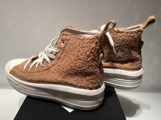 Converse plataforma borreguito talla 38