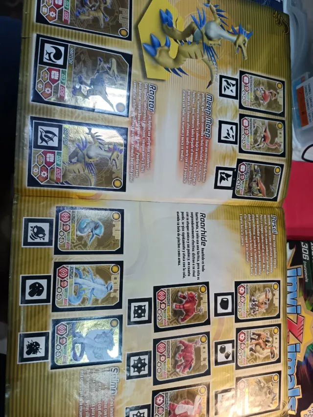 Álbum Cromos Invizimals Evolution Panini