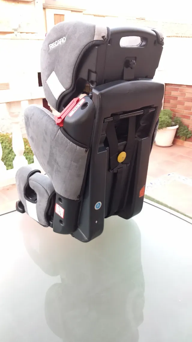 Silla de coche Recaro Young Sport.En perfecto esta