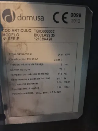 Caldera de pellets y depósito de pellet