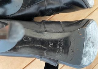 Stivali neri vera pelle con fibbie