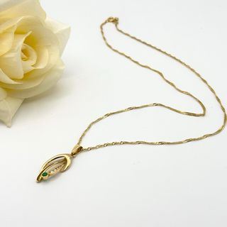 Collar de oro 18kt con esmeralda