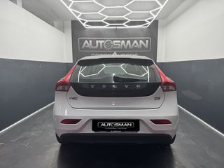 Volvo V40 2017