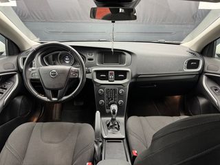Volvo V40 2017