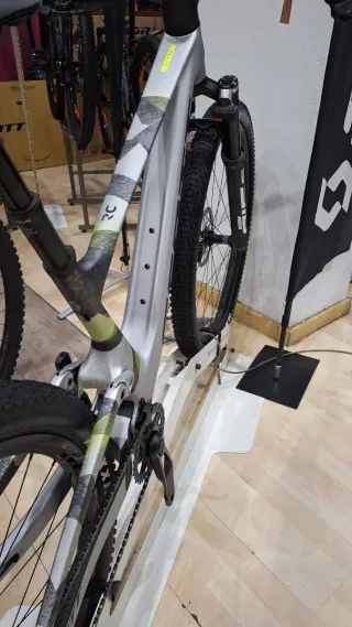 Spark RC World Cup Cuadro + Suspensiones Flight At