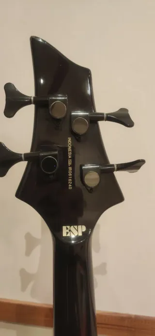 Bajo Eléctrico LTD/ESP F-254 Activo
