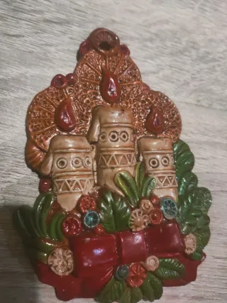 Figurita Navideña Velas y Flores