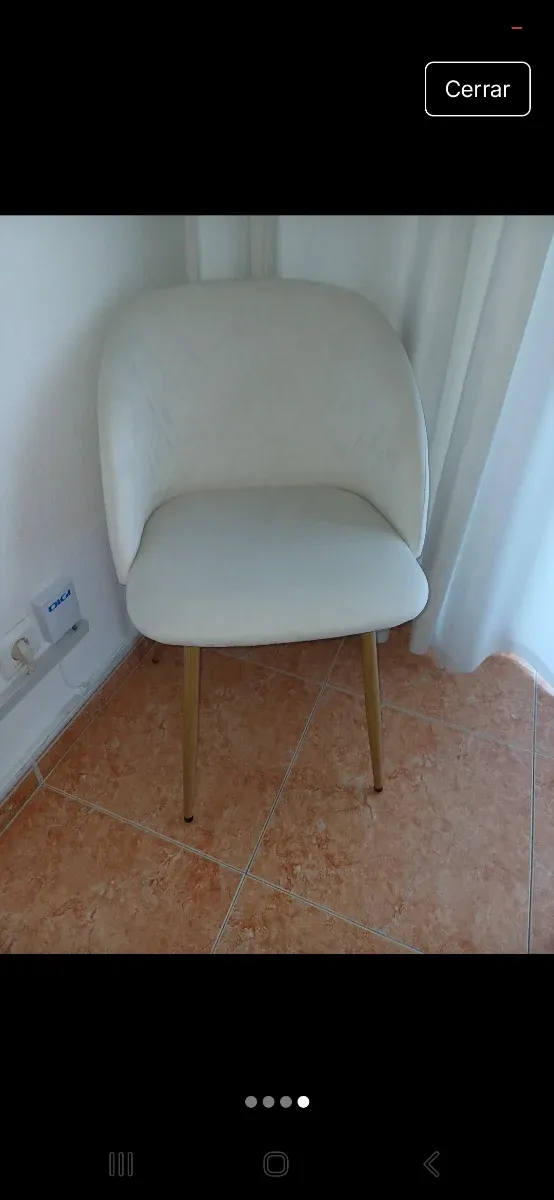 2 Sillas de Terciopelo Blancas