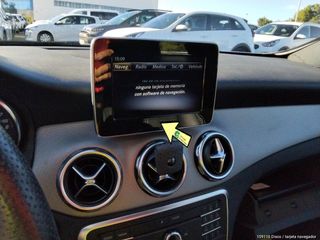 Mercedes-Benz GLA 180 90 kW (122 CV)