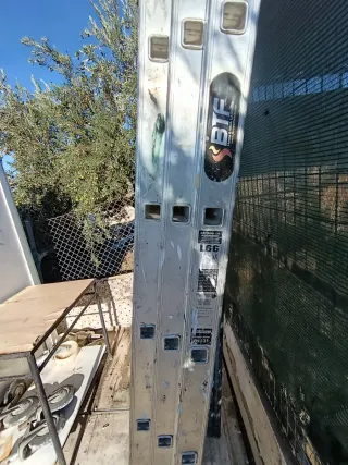 Escalera de aluminio extensible