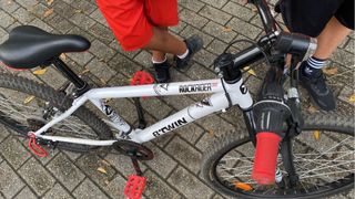 Bicicletta B'Twin bianca