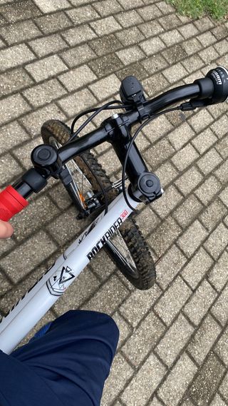 Bicicletta B'Twin bianca