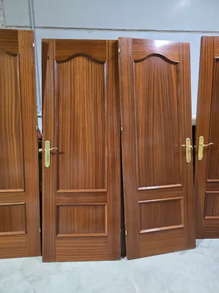 Puertas de paso madera