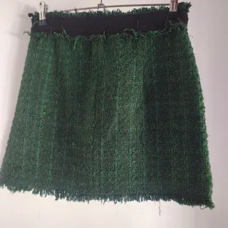 Falda Zara Tweed Verde Botones Dorados Joya