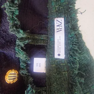 Falda Zara Tweed Verde Botones Dorados Joya