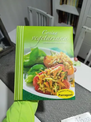 COCINA VEGETARIANA (LAS MAS IRRESISTIBLES RECETAS)