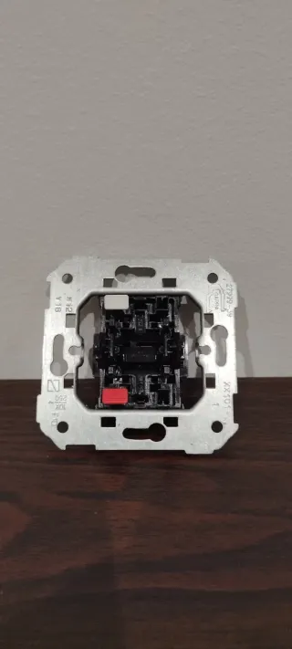 Interruptor Simon 31 Marfil