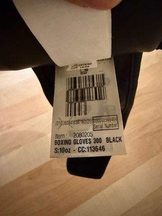 Guantes de boxeo Outshock negros y blancos
