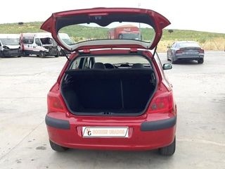 PEUGEOT AÑO 2004 XR 1.4 5P TURISMO