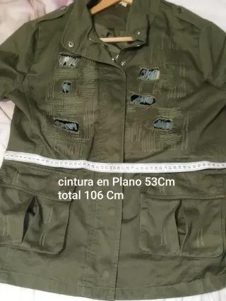 Parka Caqui Oversize con Diseño Único y Brillos XL