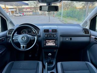 Volkswagen Touran 2012