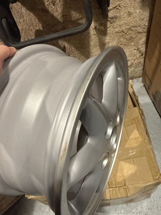 Llanta INTERLAGOS  13" SEAT/VW 6N0601025C *NUEVA*